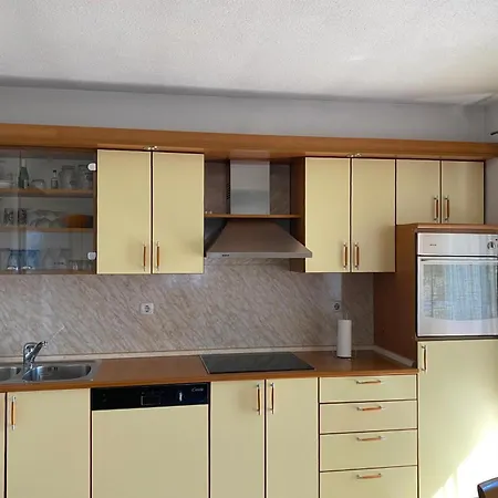 U Gradini * Tomislavgrad